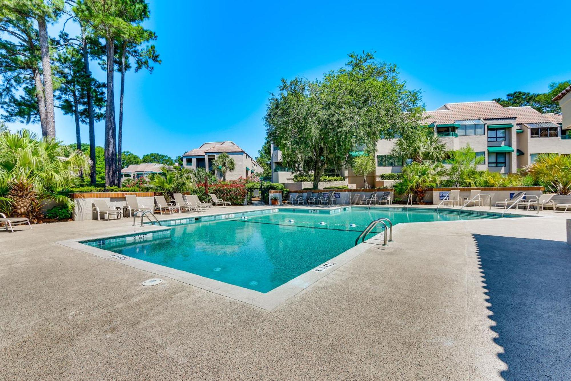 2 Mi To Beach Dog-Friendly Hilton Head Condo! Hilton Head Island Eksteriør bilde