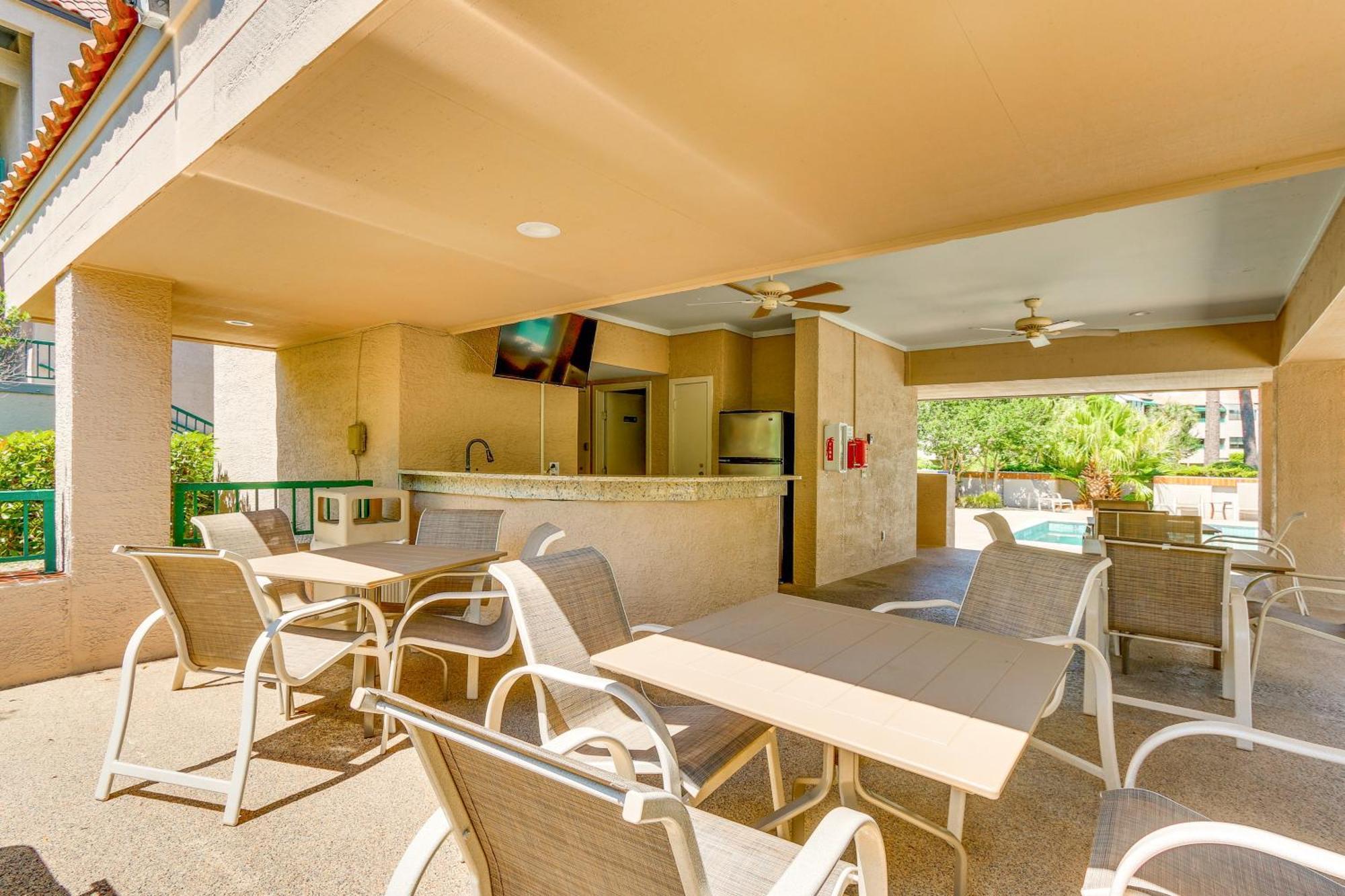 2 Mi To Beach Dog-Friendly Hilton Head Condo! Hilton Head Island Eksteriør bilde